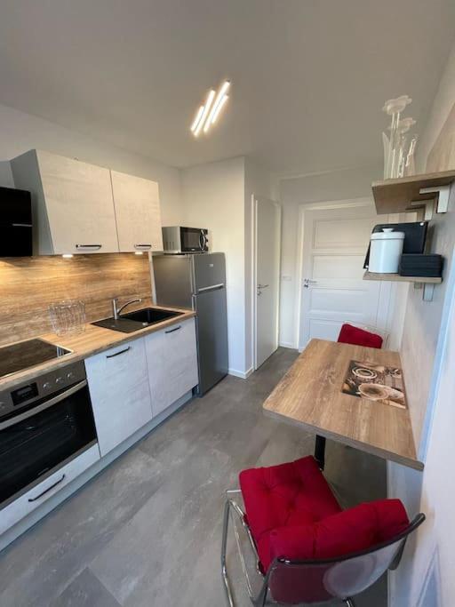 Komfortable Ferienwohnung In Halle-Kroellwitz Halle  Ngoại thất bức ảnh
